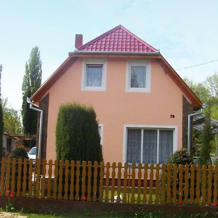 Apartment in Balatonmariafürdo 19249 Balatonkeresztúr Exterior foto